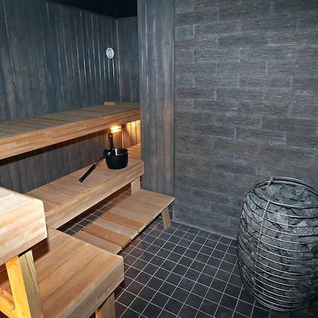Kuukkeli Ivalo Airport Inn Экстерьер фото