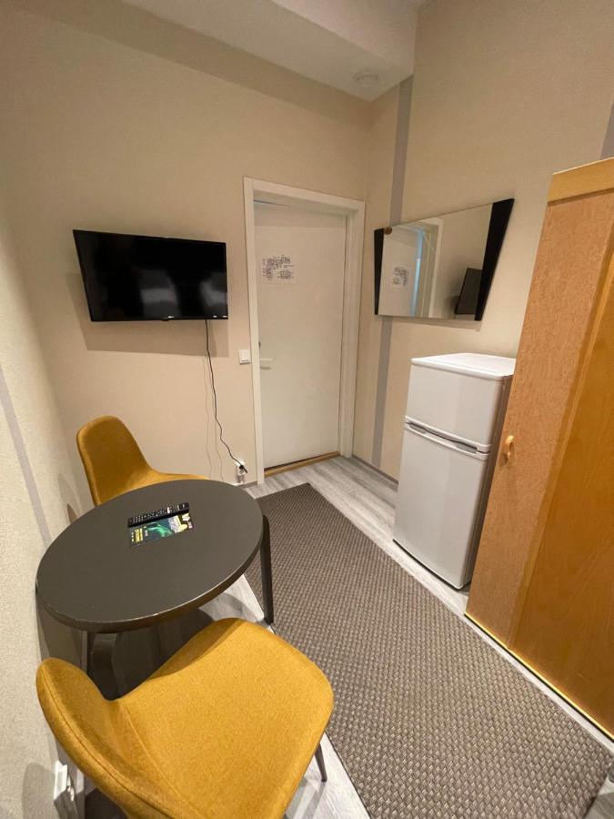 Kuukkeli Ivalo Airport Inn Экстерьер фото