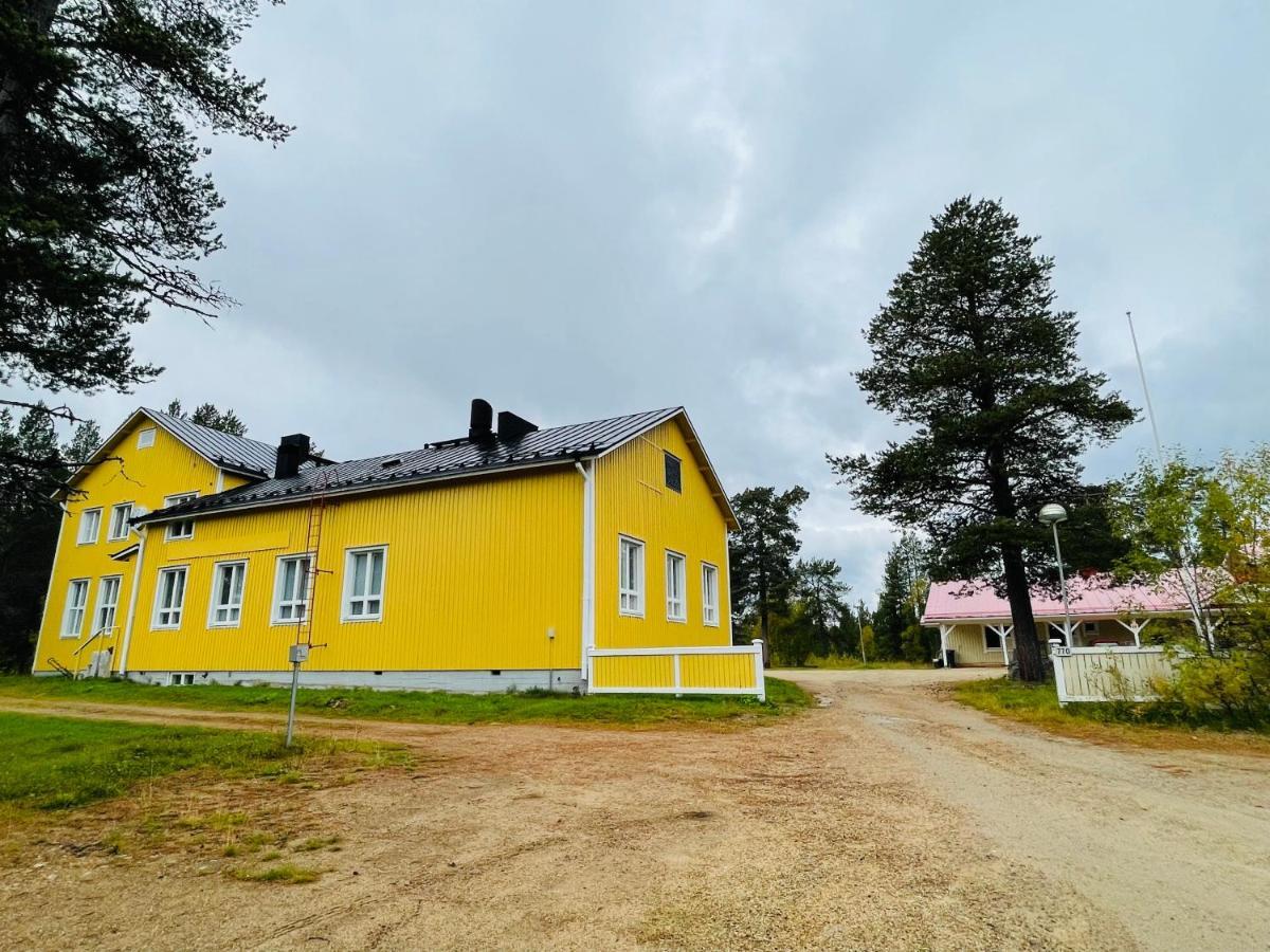 Kuukkeli Ivalo Airport Inn Экстерьер фото