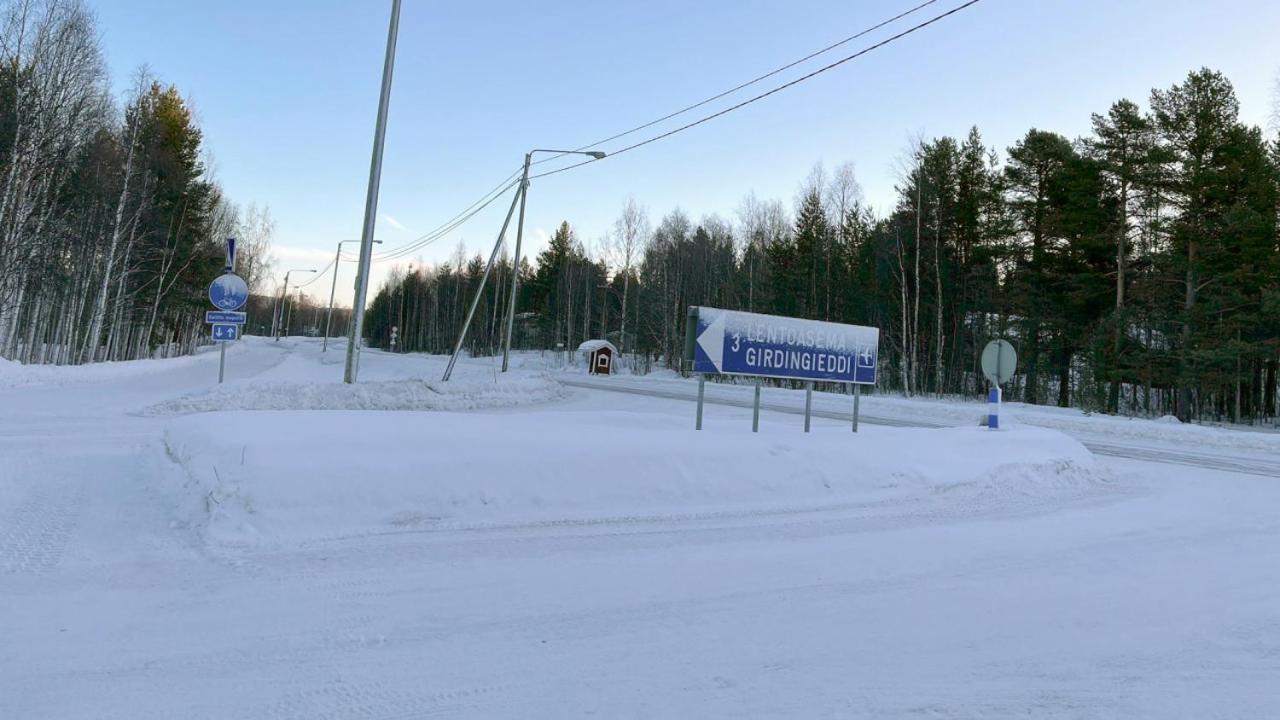 Kuukkeli Ivalo Airport Inn Экстерьер фото
