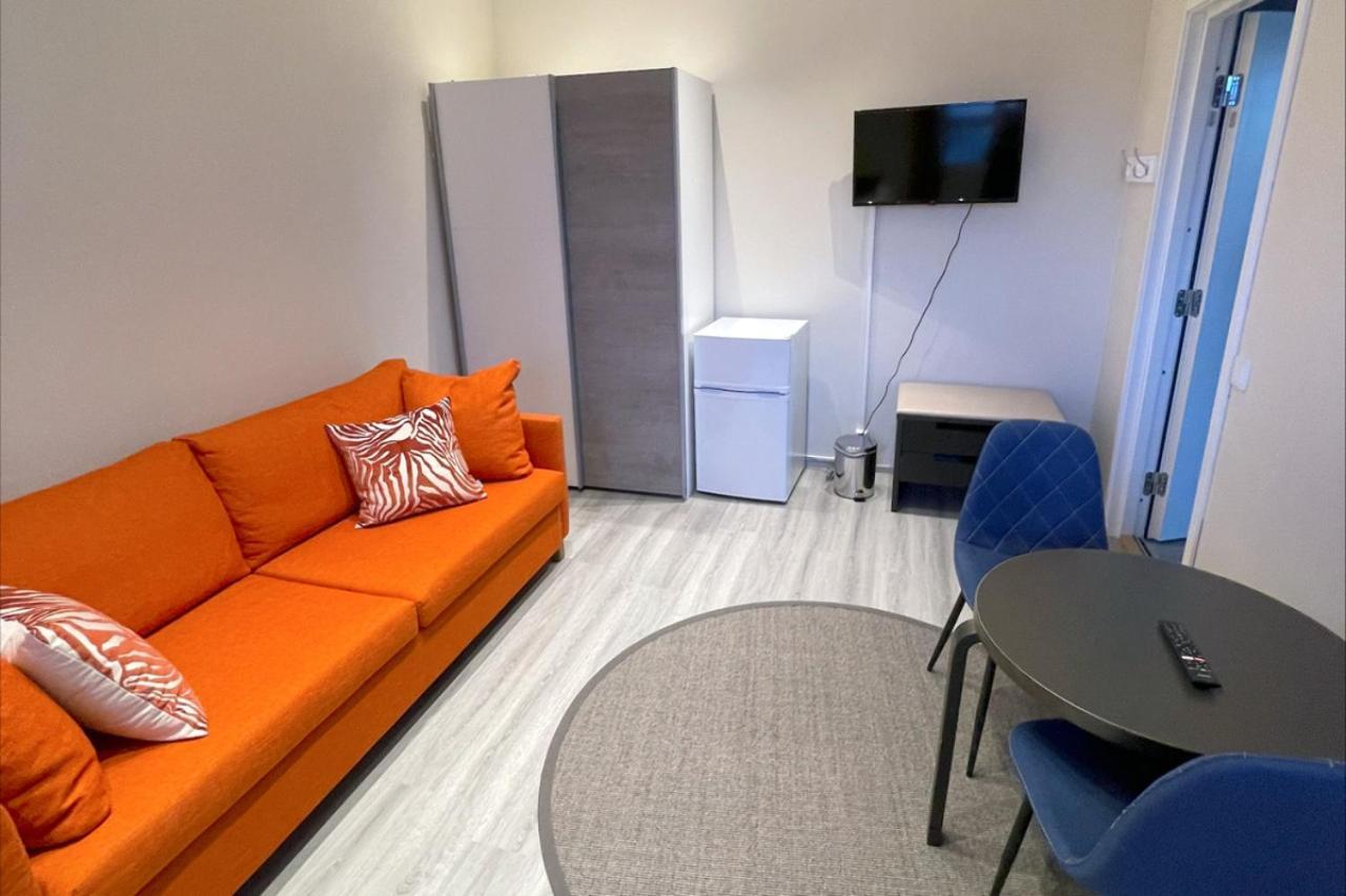 Kuukkeli Ivalo Airport Inn Экстерьер фото